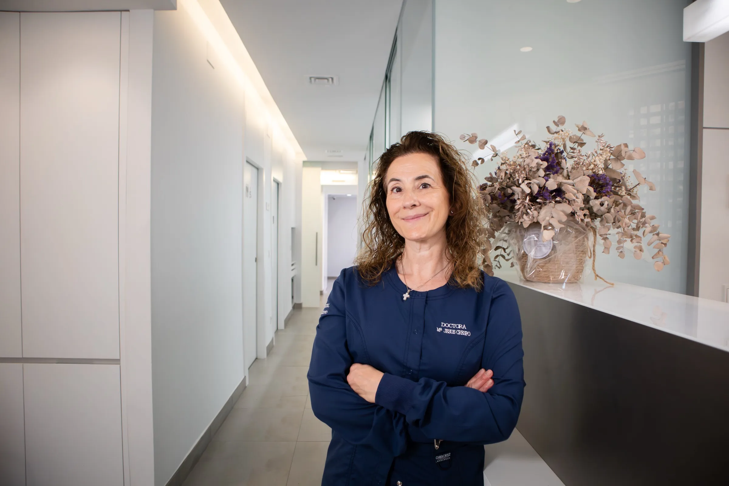 La Dra. María Jesús Crespo en la clínica