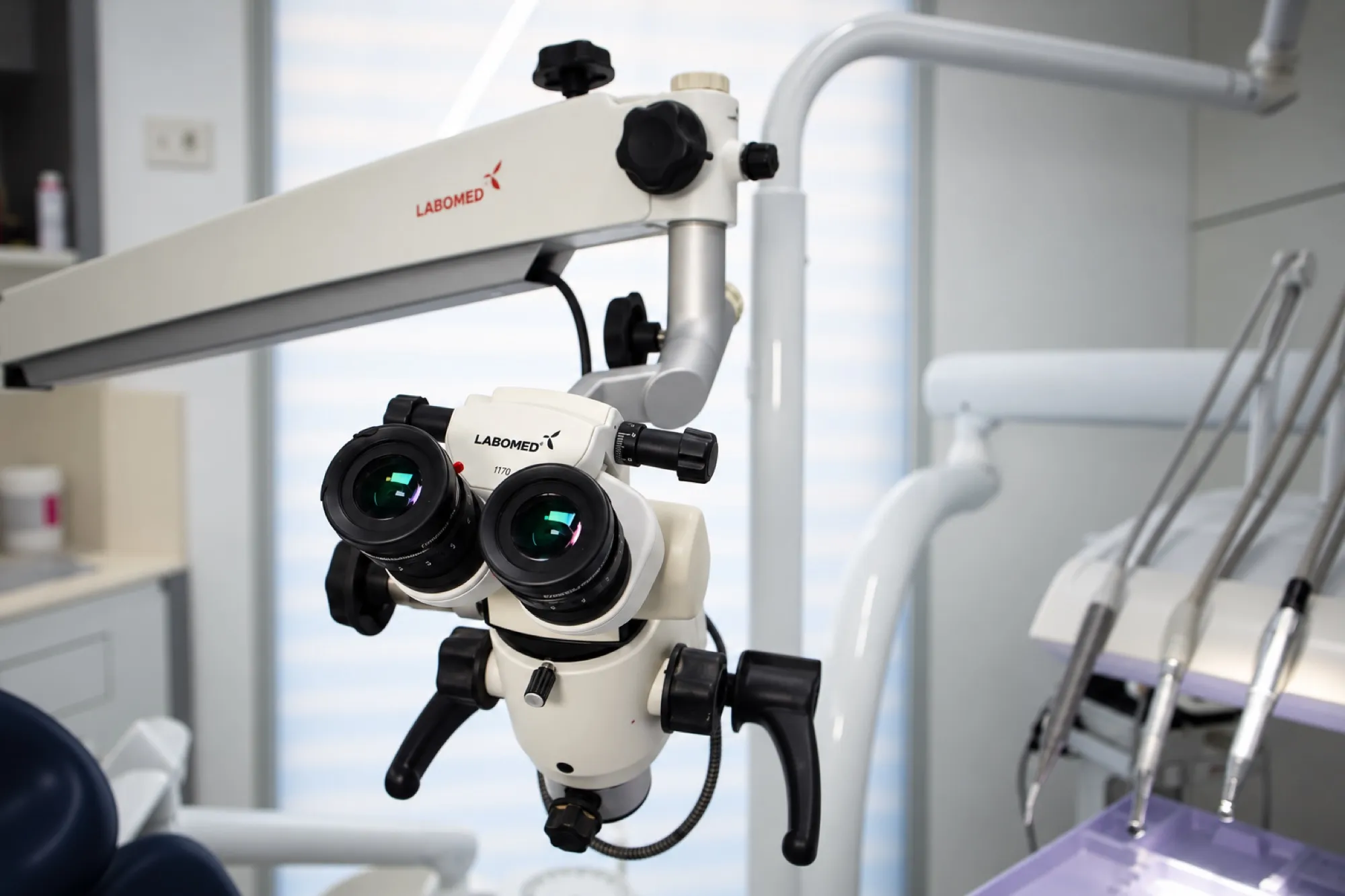 Microscopio dental